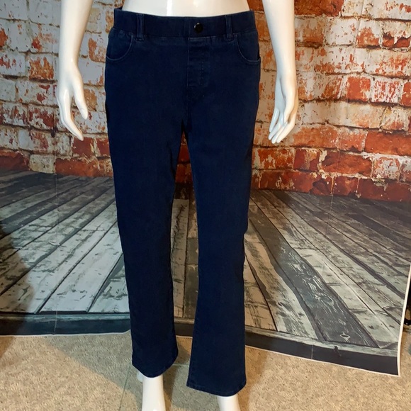 Betabrand Yoga Denim in Dark Indigo Straight Leg Style - Picture 2 of 8